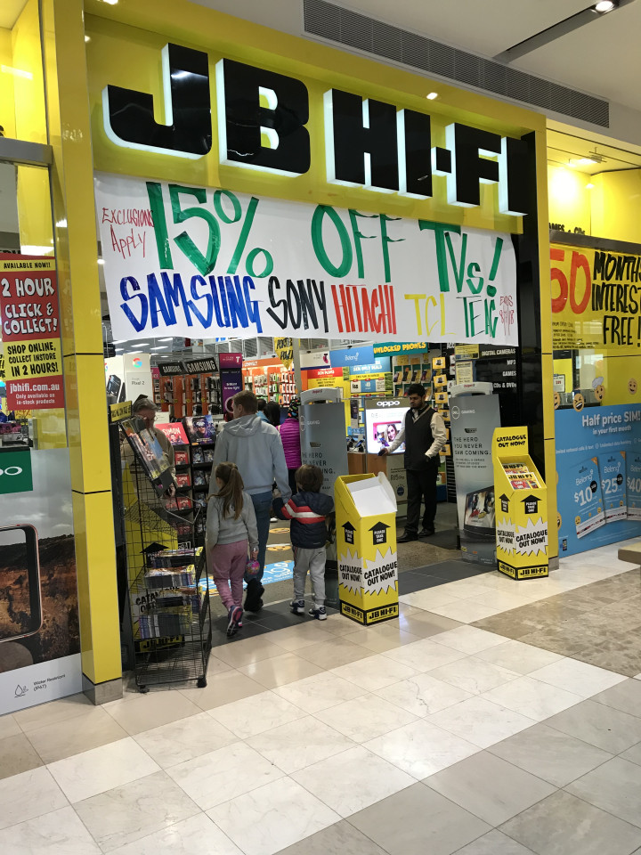 JB Hi-Fi